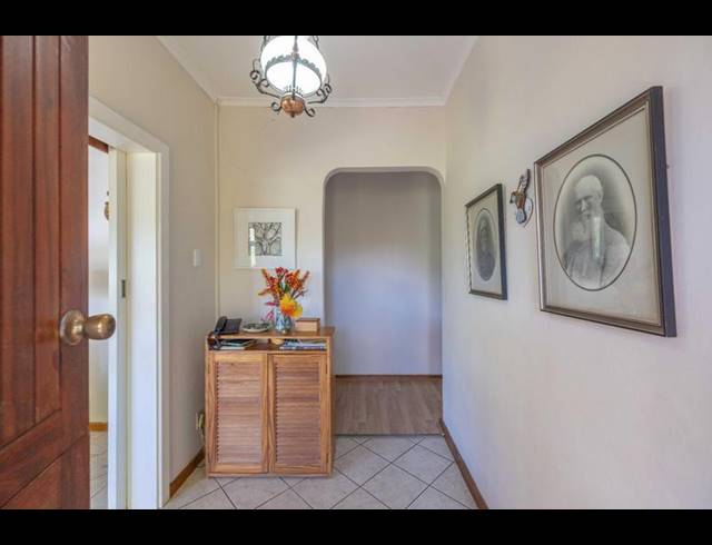 4 BEDROOM HOUSE FOR SALE IN OATLANDS NORTH